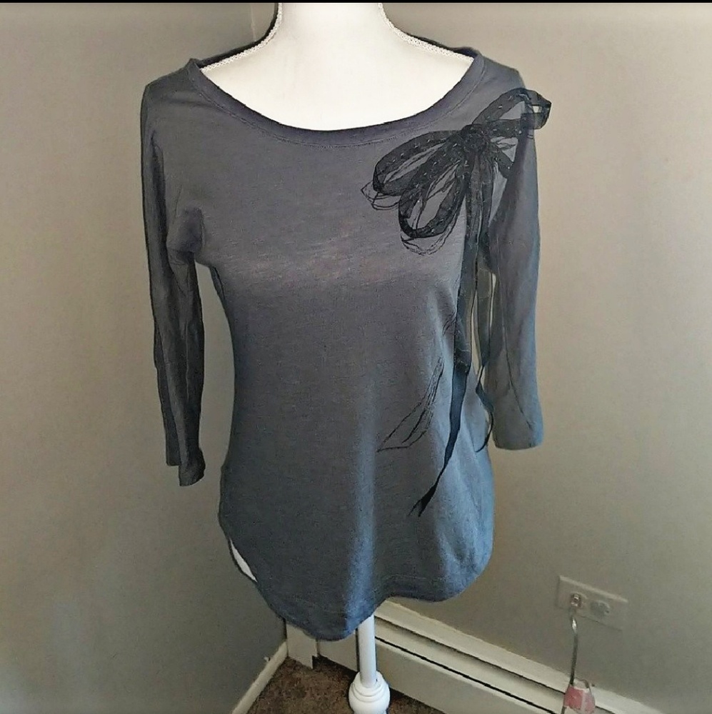 3/$10 Lauren Conrad Gray Top Black Bow XS - Picture 2 of 7